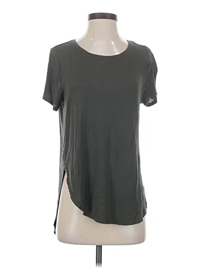 Pre-owned Halogen Active T-shirt In Gray