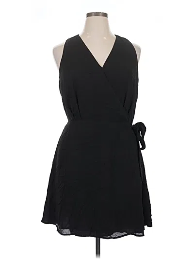 Pre-owned Halogen Cocktail Dress In Black