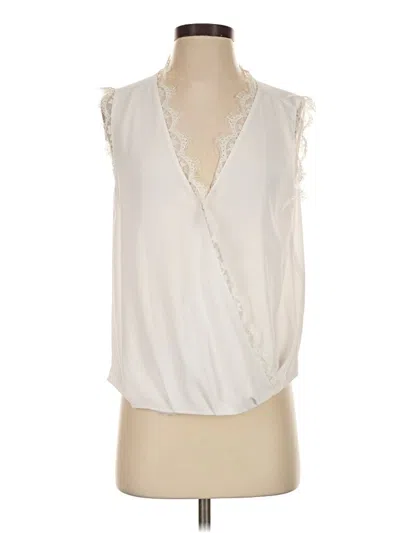 Pre-owned Halogen Sleeveless Blouse In Ivory