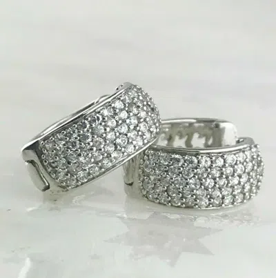 Pre-owned Halojeweler Deal 0.50 Ct Natural Cut Round Diamond Hoop Huggies Earrings In Solid 14k Gold In White