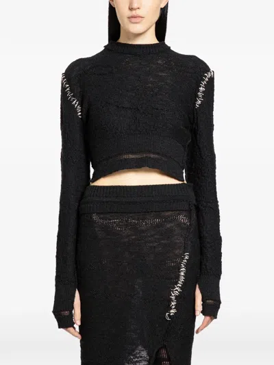 Halos Long-sleeve Crop Top In Black