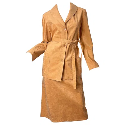 Pre-owned Halston 1970s Salmon Peach Ultrasuede Vintage 70s Belted Jacket And Skirt Suit In Pink