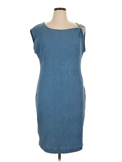 Pre-owned Halston Casual Dress In Blue