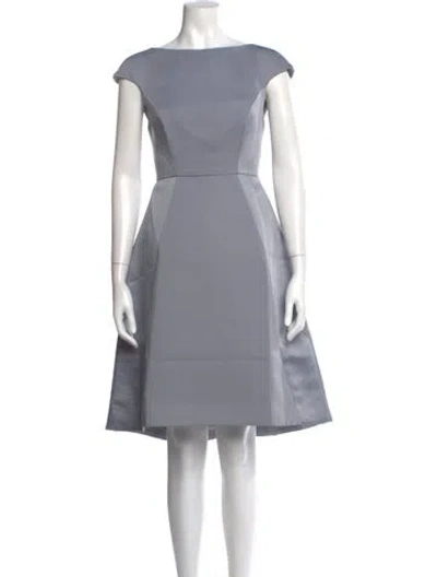 Pre-owned Halston Heritage Bateau Neckline Knee-length Dress In Blue