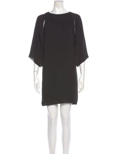 Pre-owned Halston Heritage Bateau Neckline Mini Dress In Gray