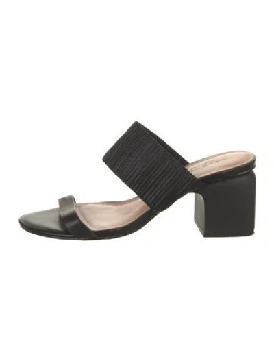 Pre-owned Halston Heritage Leather Sandals In Black