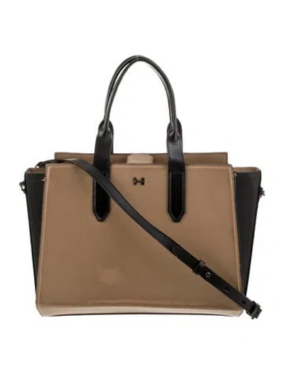 Pre-owned Halston Heritage Leather Shoulder Bag In Neutral