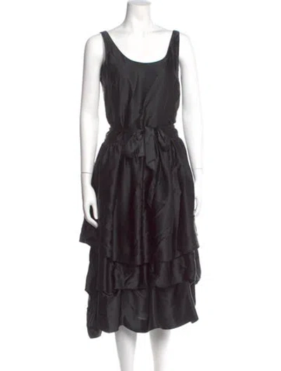 Pre-owned Halston Heritage Scoop Neck Midi Length Dress In Black