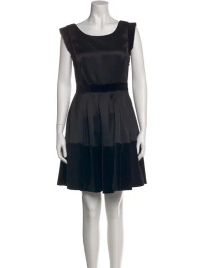 Pre-owned Halston Heritage Scoop Neck Mini Dress In Black