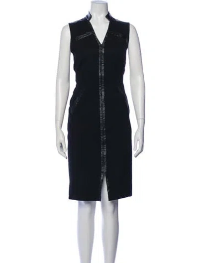 Pre-owned Halston Heritage V-neck Knee-length Dress In Black