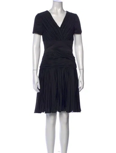 Pre-owned Halston Heritage V-neck Knee-length Dress In Black