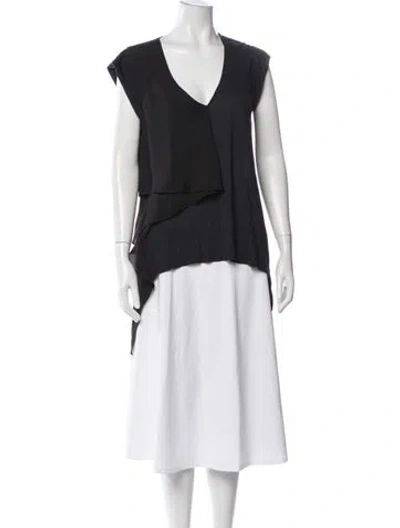 Pre-owned Halston Heritage V-neck Sleeveless Top In Blue