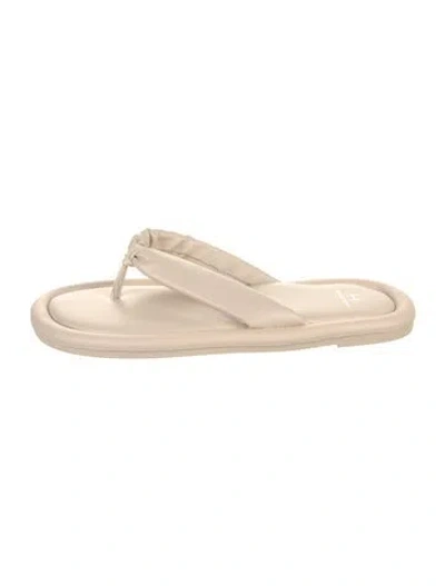 Pre-owned Halston Leather Flip Flops In Neutral