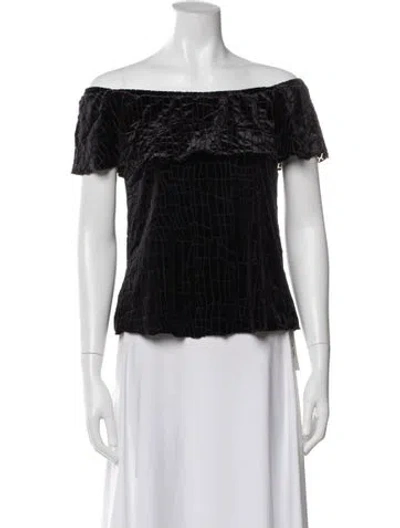 Pre-owned Halston Patterned Off-the-shoulder Top In Black