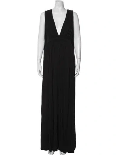 Pre-owned Halston Plunge Neckline Long Dress In Black