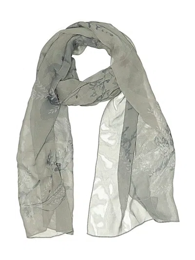 Pre-owned Halston Scarf In Gray