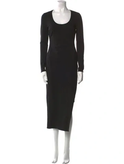 Pre-owned Halston Scoop Neck Long Dress In Black