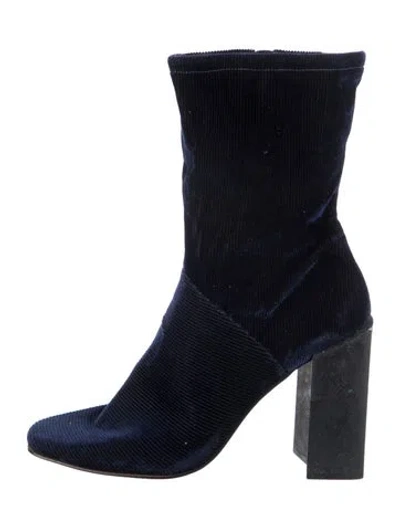 Pre-owned Halston Velvet Boots In Blue