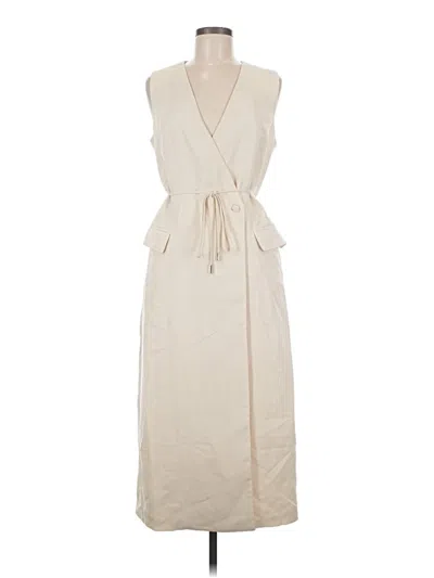 Pre-owned Halston Vest In Ivory