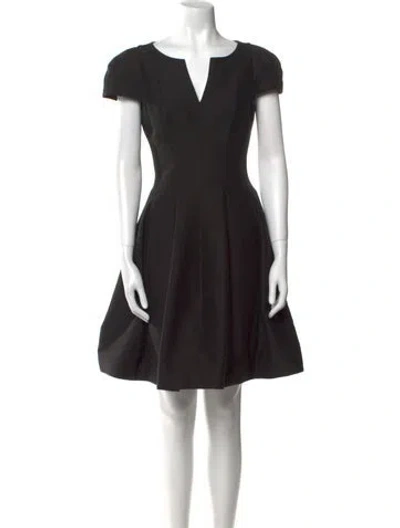 Pre-owned Halston V-neck Knee-length Dress In Black