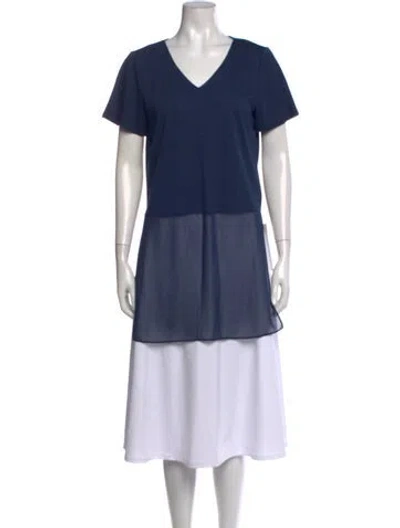 Pre-owned Halston V-neck Short Sleeve Top In Blue