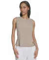 HALSTON WOMEN'S SLEEVELESS SIDE-PLEAT PEPLUM TOP