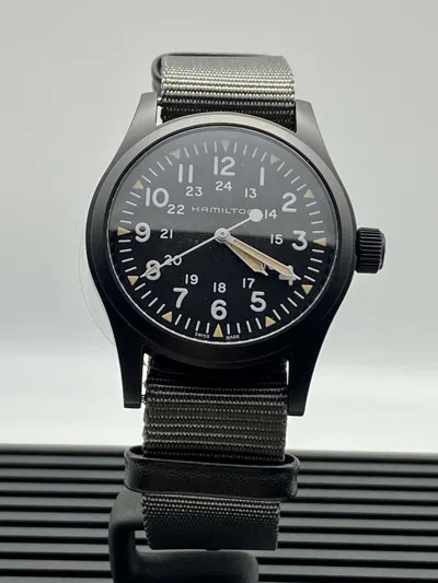 Pre-owned Hamilton Khaki Field Mechnical 38mm Black Dial Gray Strap Men's Watch H69409930