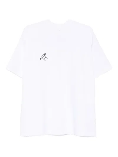 Hamza Safety Pin Embroidered T-shirt In White
