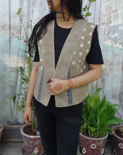 Pre-owned Handmade 10pc Vintage Kantha Jacket  Cotton Reversible Sleeveless Jacket Assorted In Multicolor