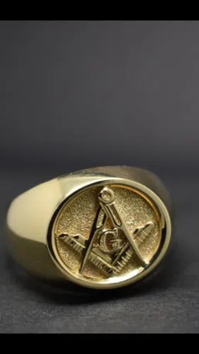 Pre-owned Handmade Masonic Clasic Gold Mens Ring
