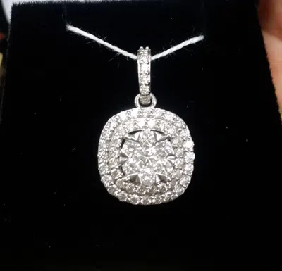 Pre-owned Handmade Steal Deal 0.80 Ctw Genuine Cluster Diamond Cushion Halo Pendant Charm 14k Gold