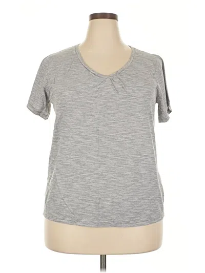 Pre-owned Hanes Active T-shirt In Gray