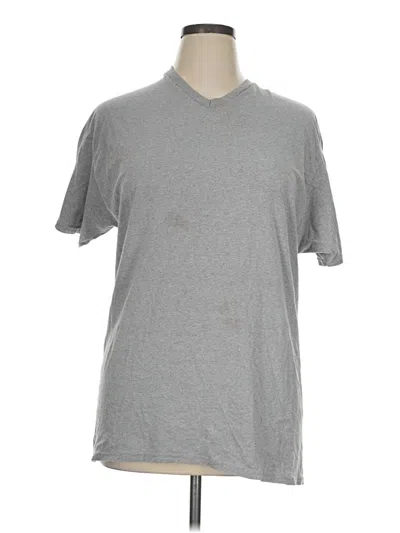Pre-owned Hanes Short Sleeve T-shirt In Gray