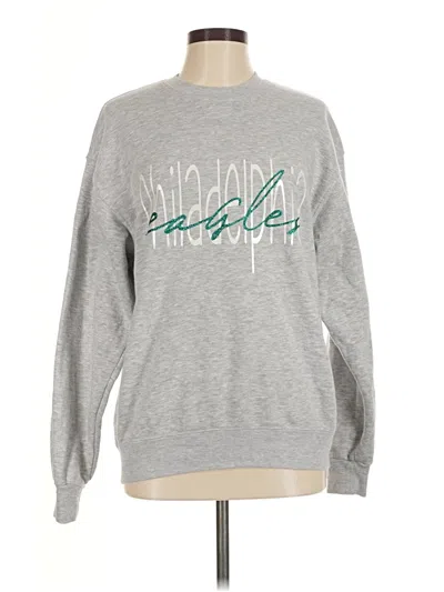 Pre-owned Hanes Sweatshirt In Silver
