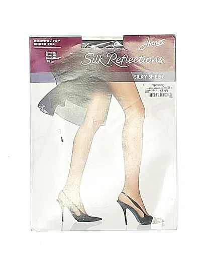 Pre-owned Hanes Tights In Ivory