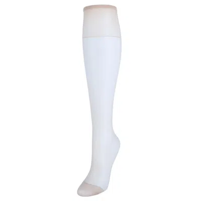 Hanes Women's Silk Reflections Sheer Knee Highs Reinforced Toe (2 Pack) In Brown