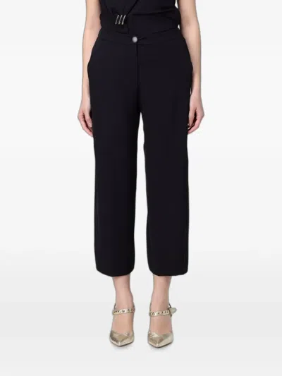 Hanita Crepe-texture Cropped Trousers In Black