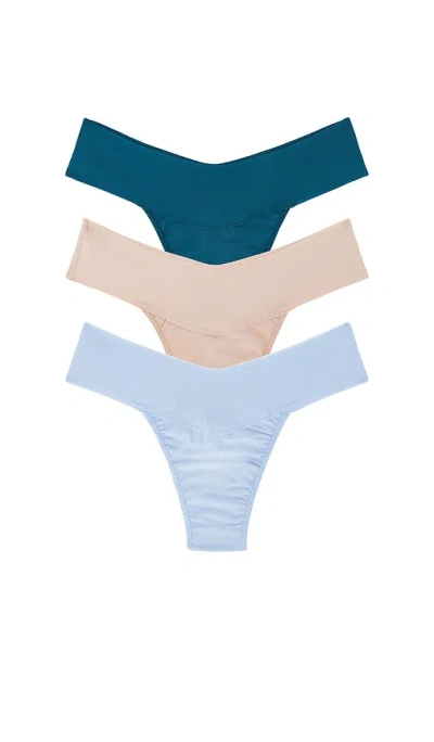 Hanky Panky 3 Natural Rise Thongs In Brown