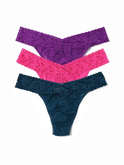 Hanky Panky 3 Pack Signature Lace® Original Rise Thongs In Printed Box In Multi
