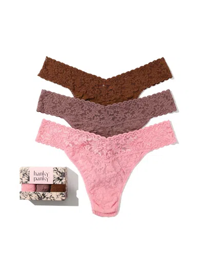 Hanky Panky 3 Pack Signature Lace Original Rise Thongs In Printed Box In Pink Lady Artichoke Heart Macchiato Brown