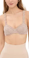 Hanky Panky Signature Lace Balconette Bra In Chai