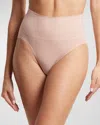Hanky Panky Body Mid-rise French Briefs In Neutral