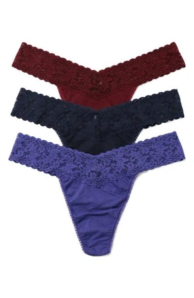 Hanky Panky Holiday Cracker Assorted 3-pack Original Rise Cotton Thongs In Multi
