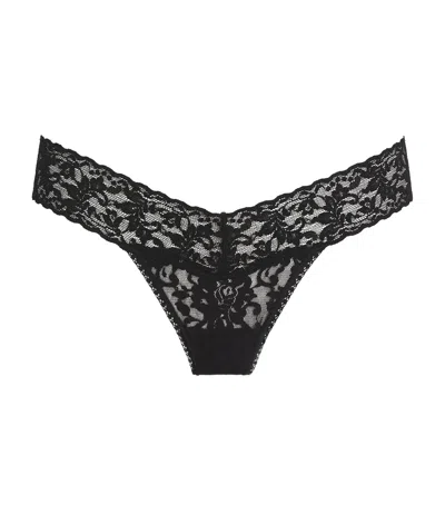 Hanky Panky Lace Low-rise Thong In Black