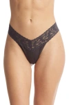 Hanky Panky Plus Size Signature Lace Original Rise Thong In Granite
