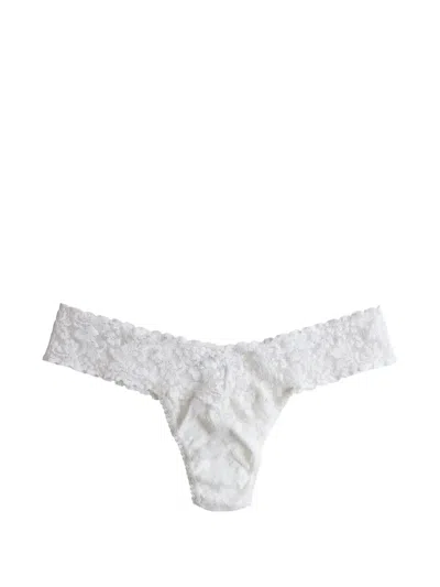 Hanky Panky Marshmallow Lace Low-rise Thong In White