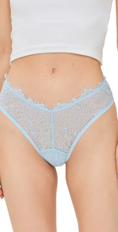 Hanky Panky Natural Rise Thong Touch The Sky