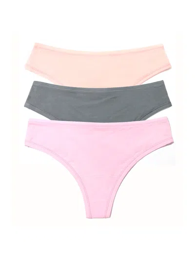 HANKY PANKY PLAYSTRETCH™ NATURAL RISE THONG 3 PACK