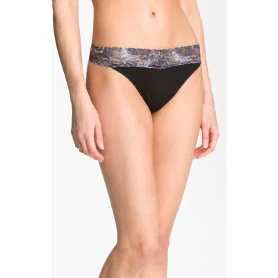 Hanky Panky Print Lace Regular Rise Thong In Black