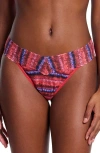 Hanky Panky Printed Signature Lace Original Rise Thong In Dip Dye